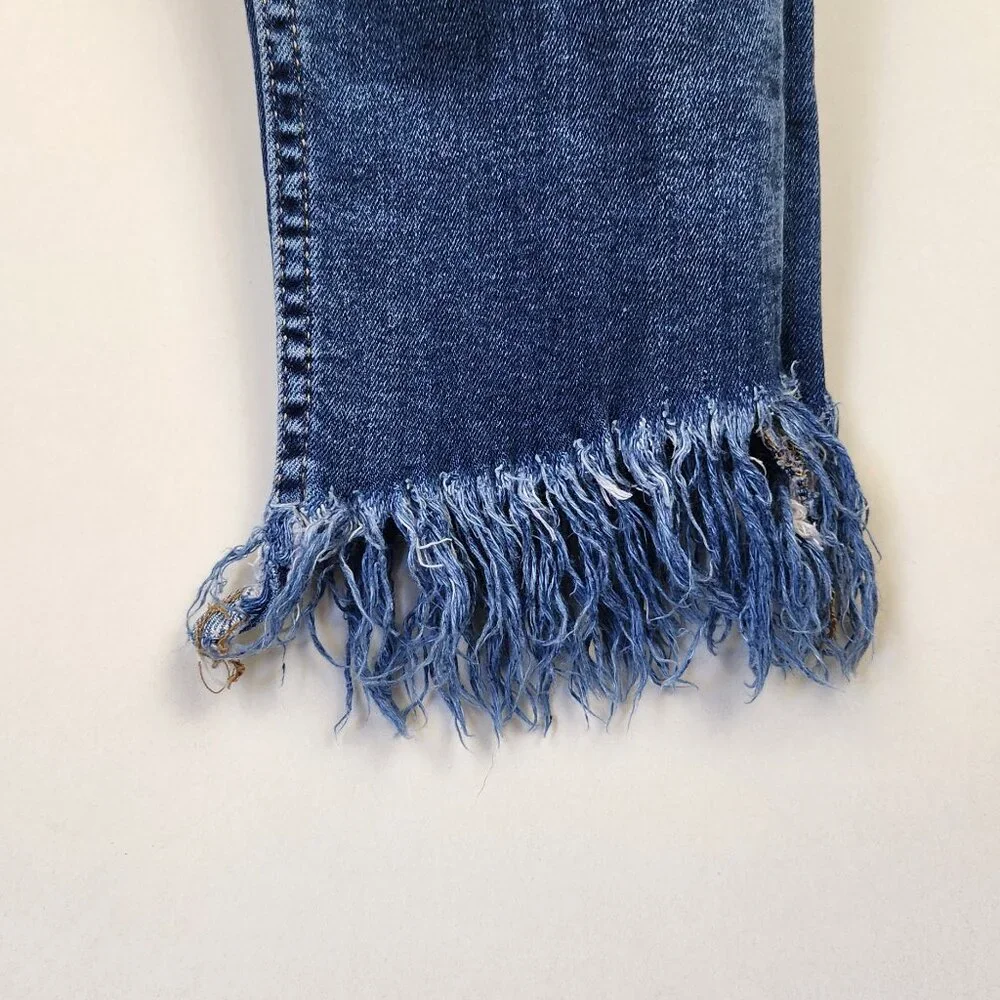 Free People Frayed Hem Distressed Jeans sz 27 *Flawed*